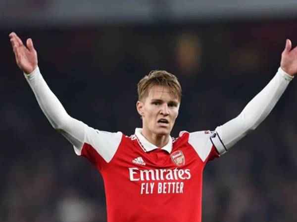 Bóng đá Anh trưa 15/5: Odegaard nói lý do khiến Arsenal thua