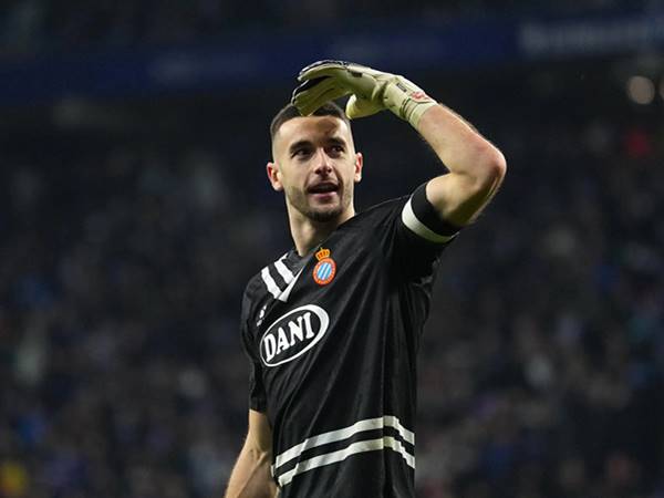 Chuyển nhượng Barca: Joan Garcia chính thức cập bến Camp Nou