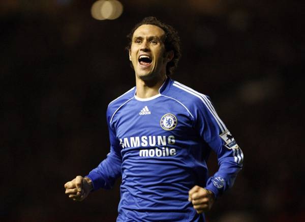 Trung vệ Chelsea xuất sắc Trung vệ Chelsea xuất sắc