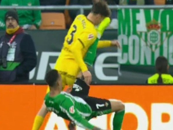 Betis khó khăn hơn trong cuộc đua Champions League