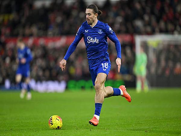 Tin Everton: Bài toán kỷ luật mang tên Jack Grealish Tin Everton: Bài toán kỷ luật mang tên Jack Grealish