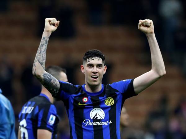 Tầm quan trọng của Alessandro Bastoni với Inter Milan và Barca Tầm quan trọng của Alessandro Bastoni với Inter Milan và Barca