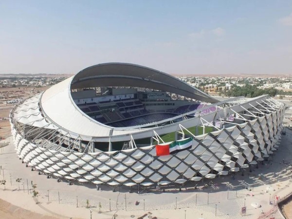 Sân vận động Sharjah sức chứa bao nhiêu?